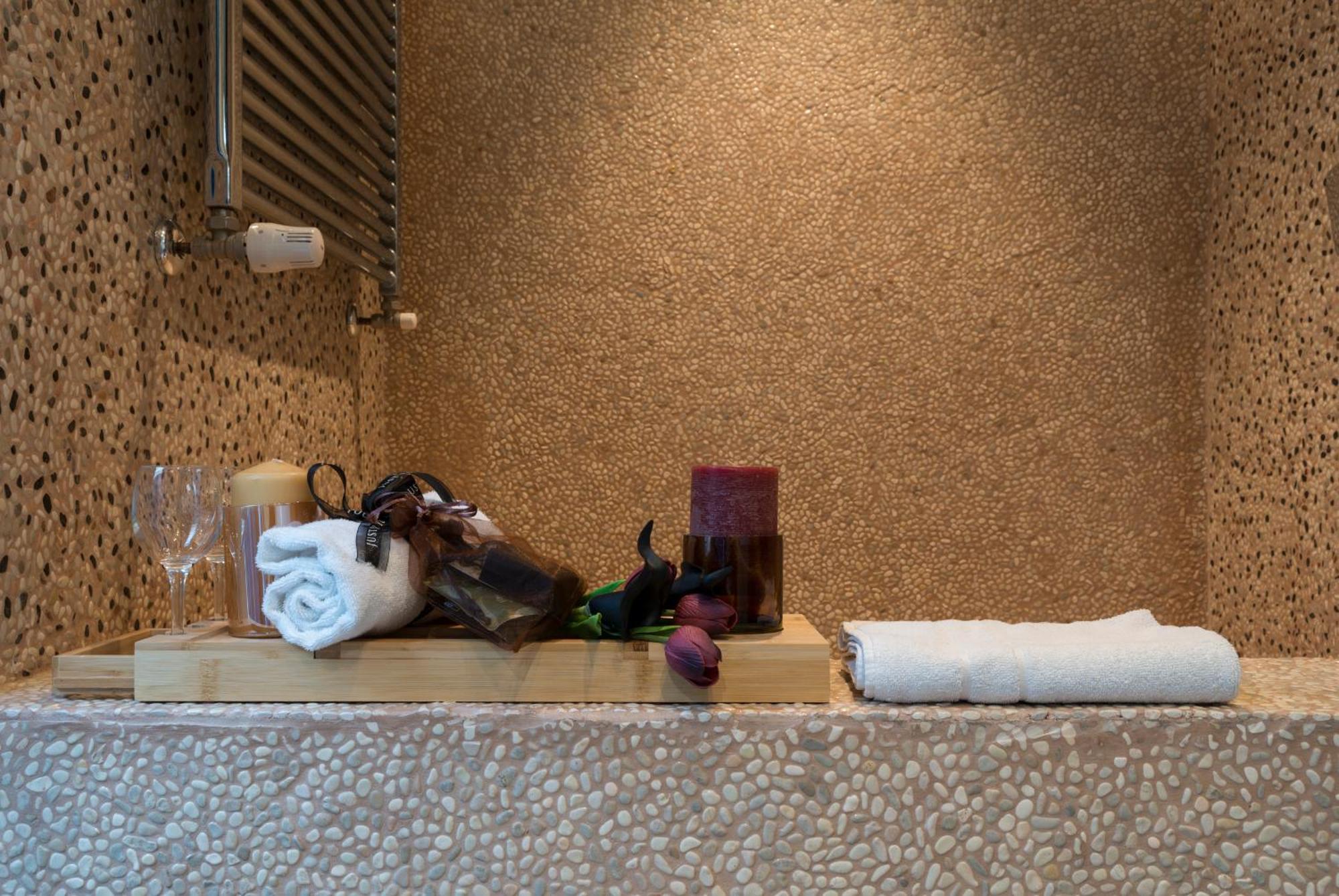 Luxury Piazza Di Spagna Escape With Terrace And Private Spa Rome Luaran gambar