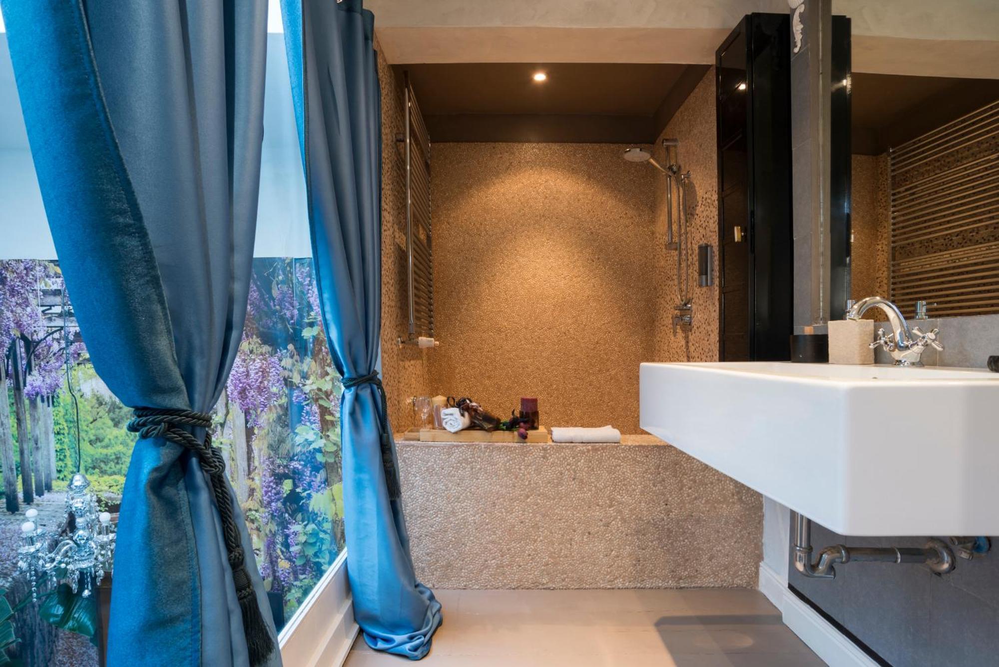Luxury Piazza Di Spagna Escape With Terrace And Private Spa Rome Luaran gambar