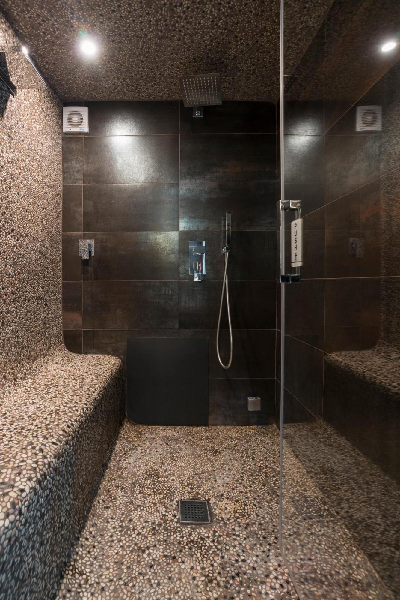 Luxury Piazza Di Spagna Escape With Terrace And Private Spa Rome Luaran gambar