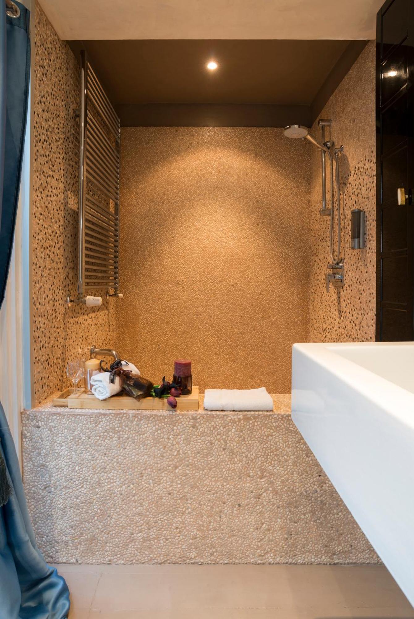Luxury Piazza Di Spagna Escape With Terrace And Private Spa Rome Luaran gambar